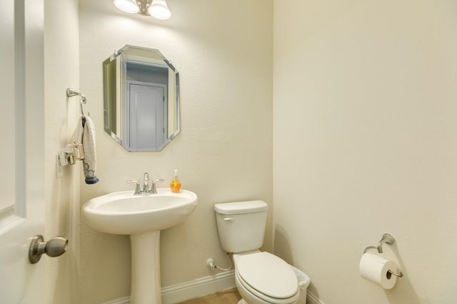 2329 Vineyard Terrace Lane, League City, TX 77573