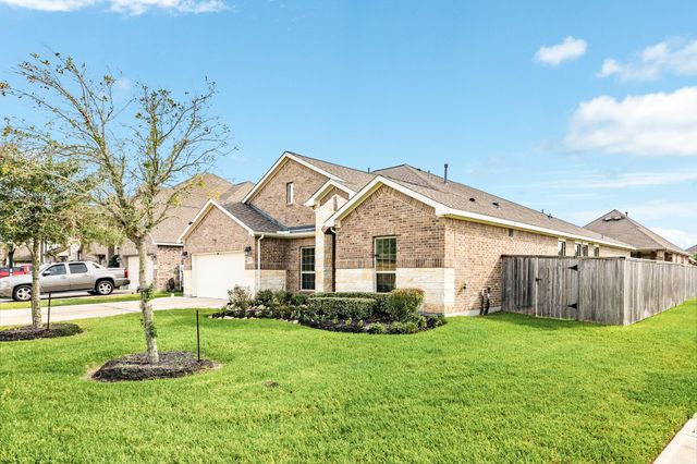 2329 Vineyard Terrace Lane, League City, TX 77573