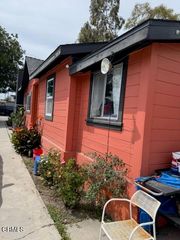 2422 Alameda Avenue, Ventura, CA 93003
