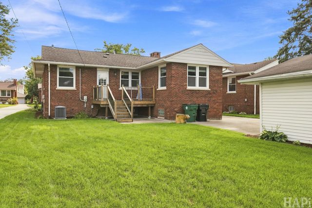 1512 Portsmouth Avenue, Westchester, IL 60154