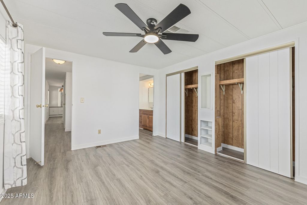Image 21 of property listing at 16225 N 29th St -- 28, Phoenix, AZ 85032