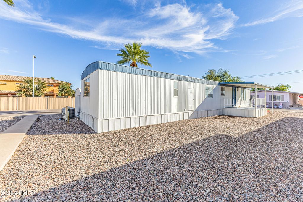 Image 30 of property listing at 16225 N 29th St -- 28, Phoenix, AZ 85032