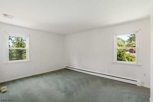 11 Ray Ave, Leonia Boro, NJ 07605