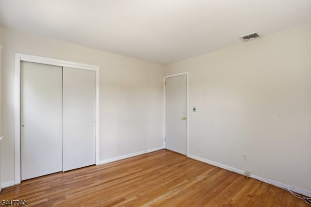 11 Ray Ave, Leonia Boro, NJ 07605