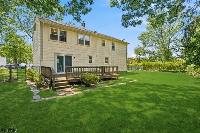 11 Ray Ave, Leonia Boro, NJ 07605