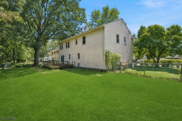 11 Ray Ave, Leonia Boro, NJ 07605