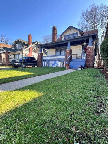 12724 Strathmoor Street, Detroit, MI 48227