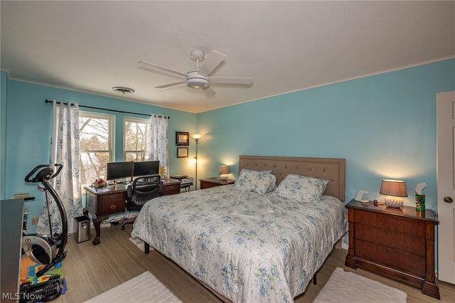 1139 Harwich Court, Rocky River, OH 44116