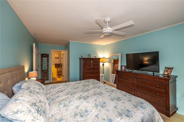 1139 Harwich Court, Rocky River, OH 44116