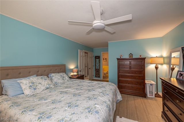 1139 Harwich Court, Rocky River, OH 44116