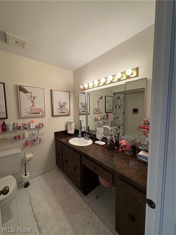 1139 Harwich Court, Rocky River, OH 44116