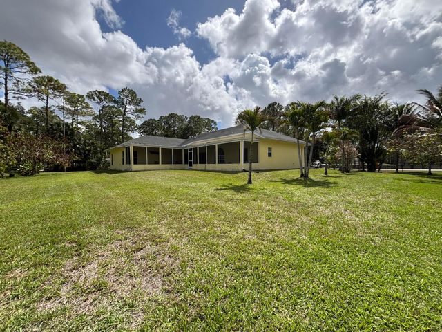 16611 N 68th St Street N, The Acreage, FL 33470