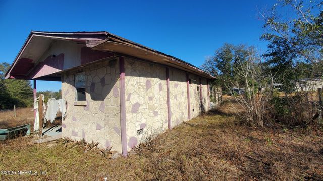 219 ANTHONY Avenue, Interlachen, FL 32148