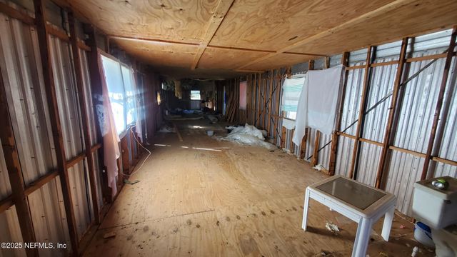 219 ANTHONY Avenue, Interlachen, FL 32148