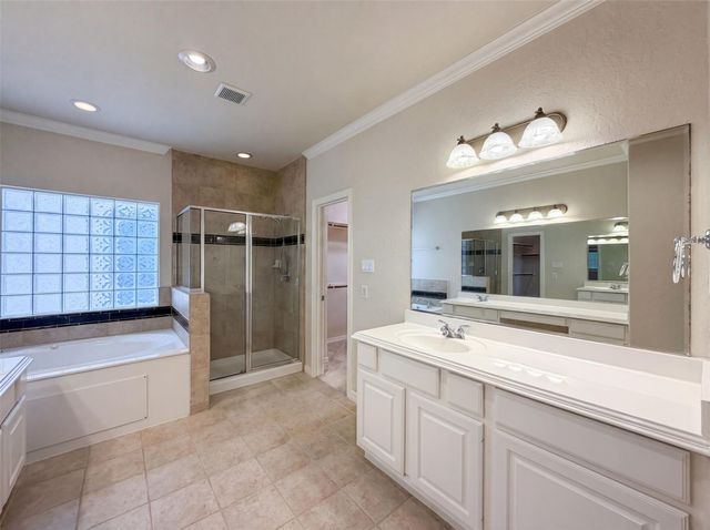 2942 Royal Oaks Crest, Houston, TX 77082