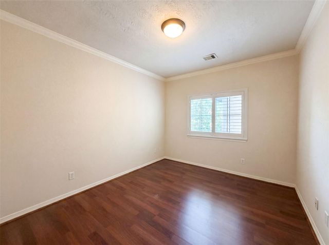 2942 Royal Oaks Crest, Houston, TX 77082