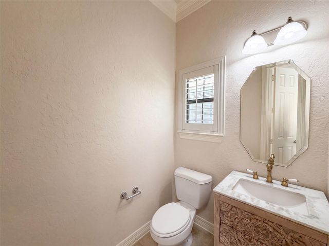 2942 Royal Oaks Crest, Houston, TX 77082
