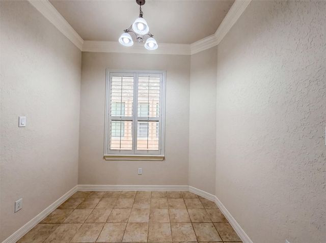 2942 Royal Oaks Crest, Houston, TX 77082