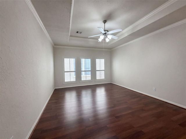 2942 Royal Oaks Crest, Houston, TX 77082