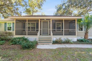 3 Hilda Ave, Beaufort, SC 29907