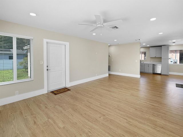 2287 NW 63RD Street, Miami, FL 33147