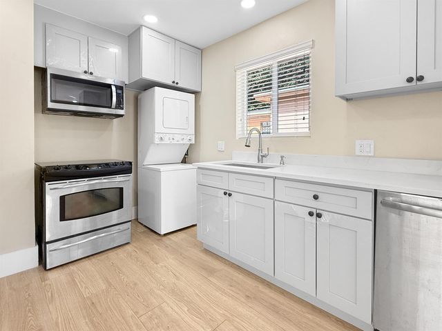 2287 NW 63RD Street, Miami, FL 33147