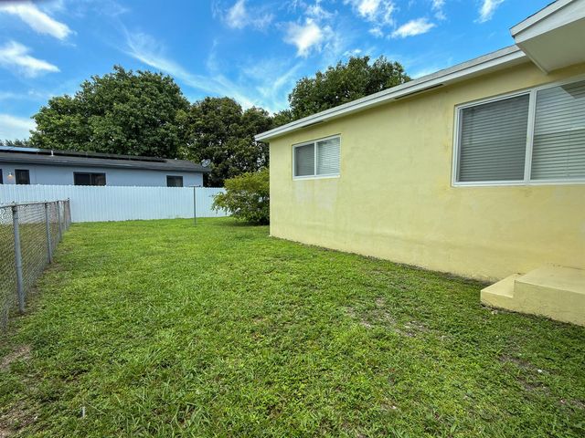 2287 NW 63RD Street, Miami, FL 33147
