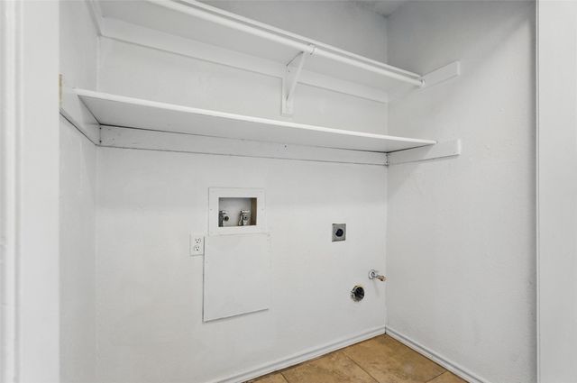 521 Bent Creek Drive, Garland, TX 75040