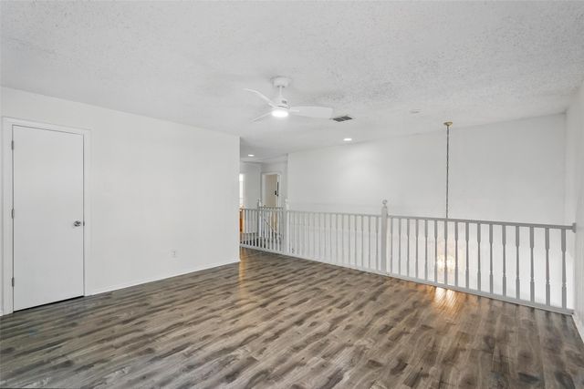 521 Bent Creek Drive, Garland, TX 75040