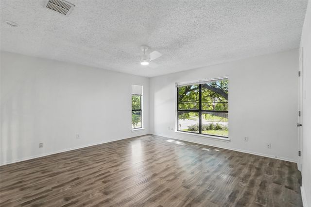 521 Bent Creek Drive, Garland, TX 75040