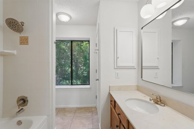 521 Bent Creek Drive, Garland, TX 75040