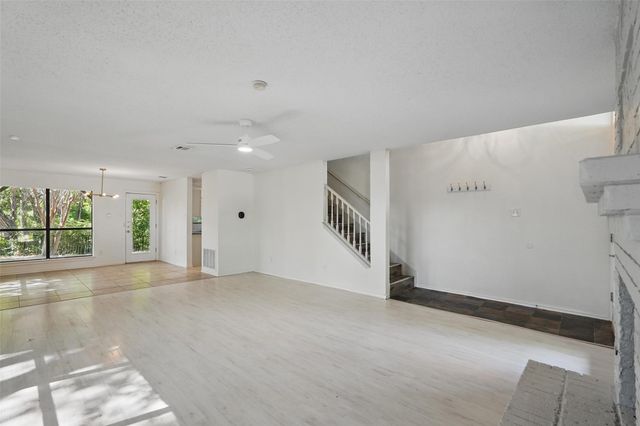 521 Bent Creek Drive, Garland, TX 75040