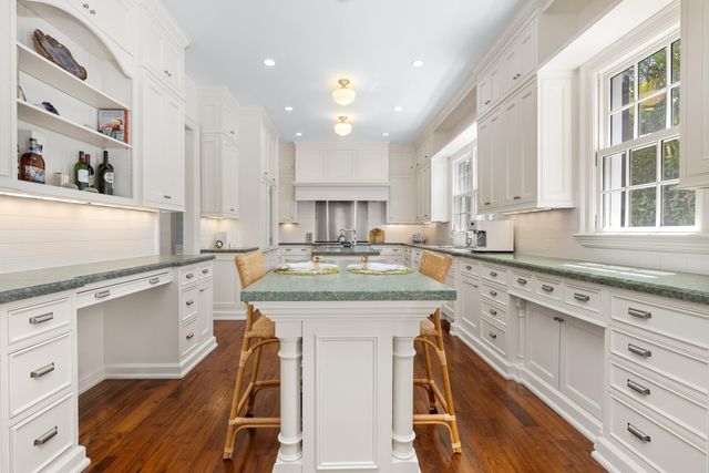 231 Coral Lane, Palm Beach, FL 33480
