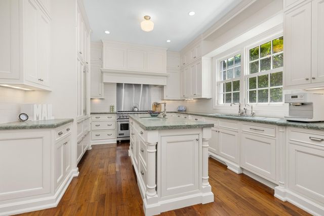 231 Coral Lane, Palm Beach, FL 33480