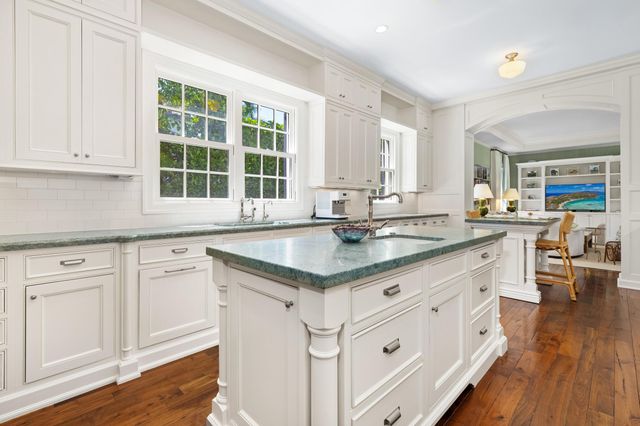 231 Coral Lane, Palm Beach, FL 33480