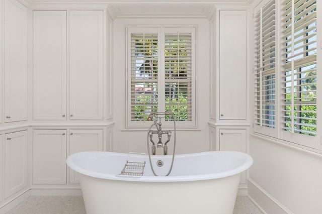 231 Coral Lane, Palm Beach, FL 33480
