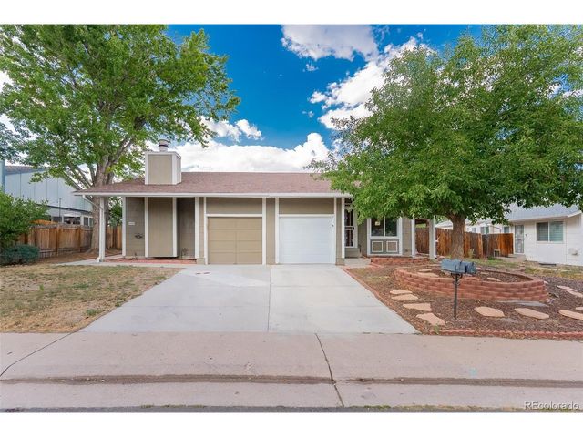15429 E Oberlin Pl, Aurora, CO 80013