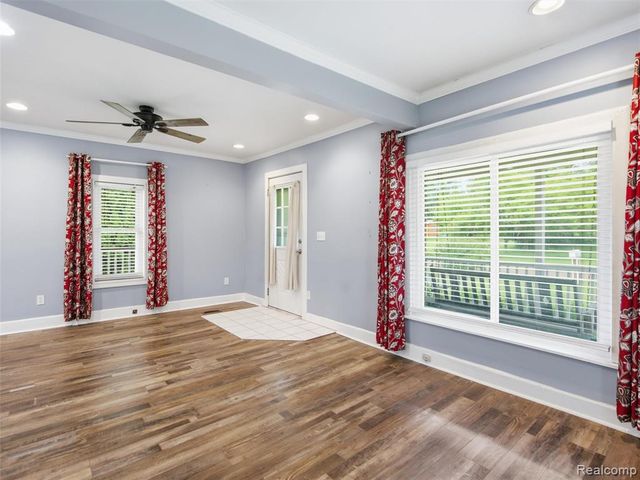 4615 Homesite Drive, Lake Orion, MI 48359
