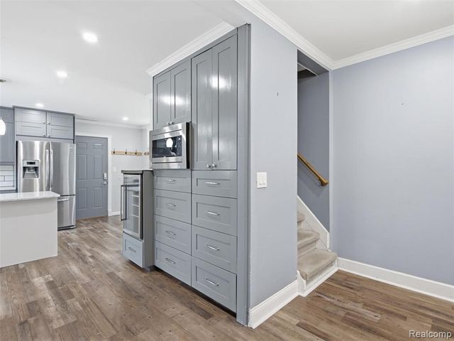 4615 Homesite Drive, Lake Orion, MI 48359