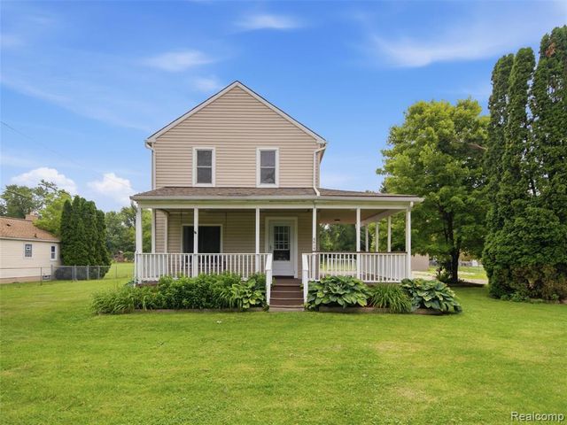 4615 Homesite Drive, Lake Orion, MI 48359