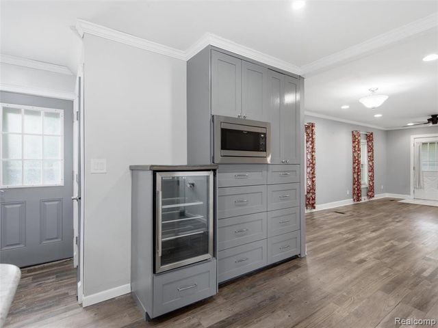 4615 Homesite Drive, Lake Orion, MI 48359
