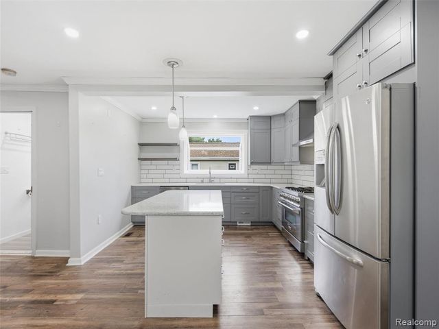 4615 Homesite Drive, Lake Orion, MI 48359