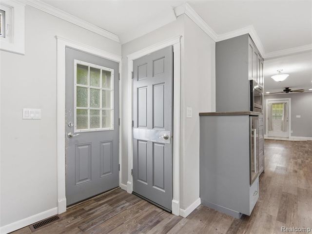 4615 Homesite Drive, Lake Orion, MI 48359