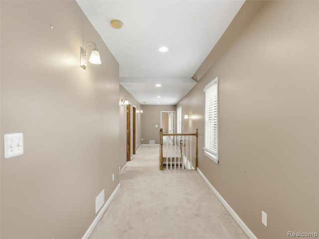 4615 Homesite Drive, Lake Orion, MI 48359