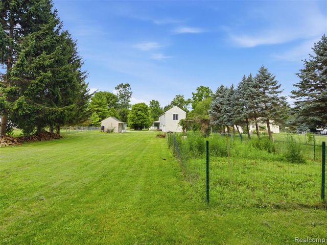 4615 Homesite Drive, Lake Orion, MI 48359