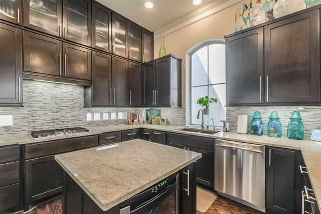 5217 Gibson, Houston, TX 77007