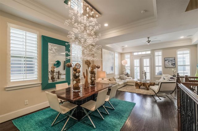 5217 Gibson, Houston, TX 77007