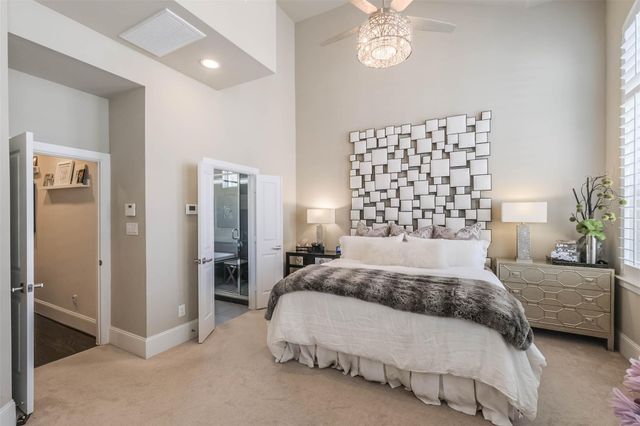 5217 Gibson, Houston, TX 77007
