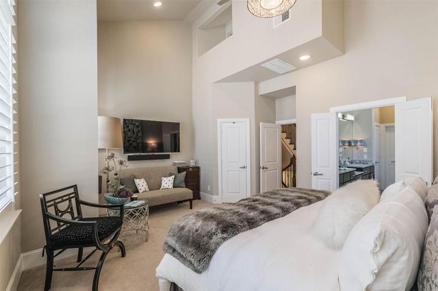 5217 Gibson, Houston, TX 77007