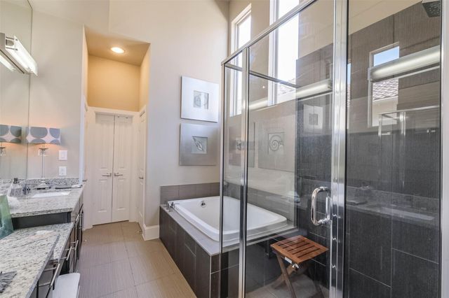 5217 Gibson, Houston, TX 77007